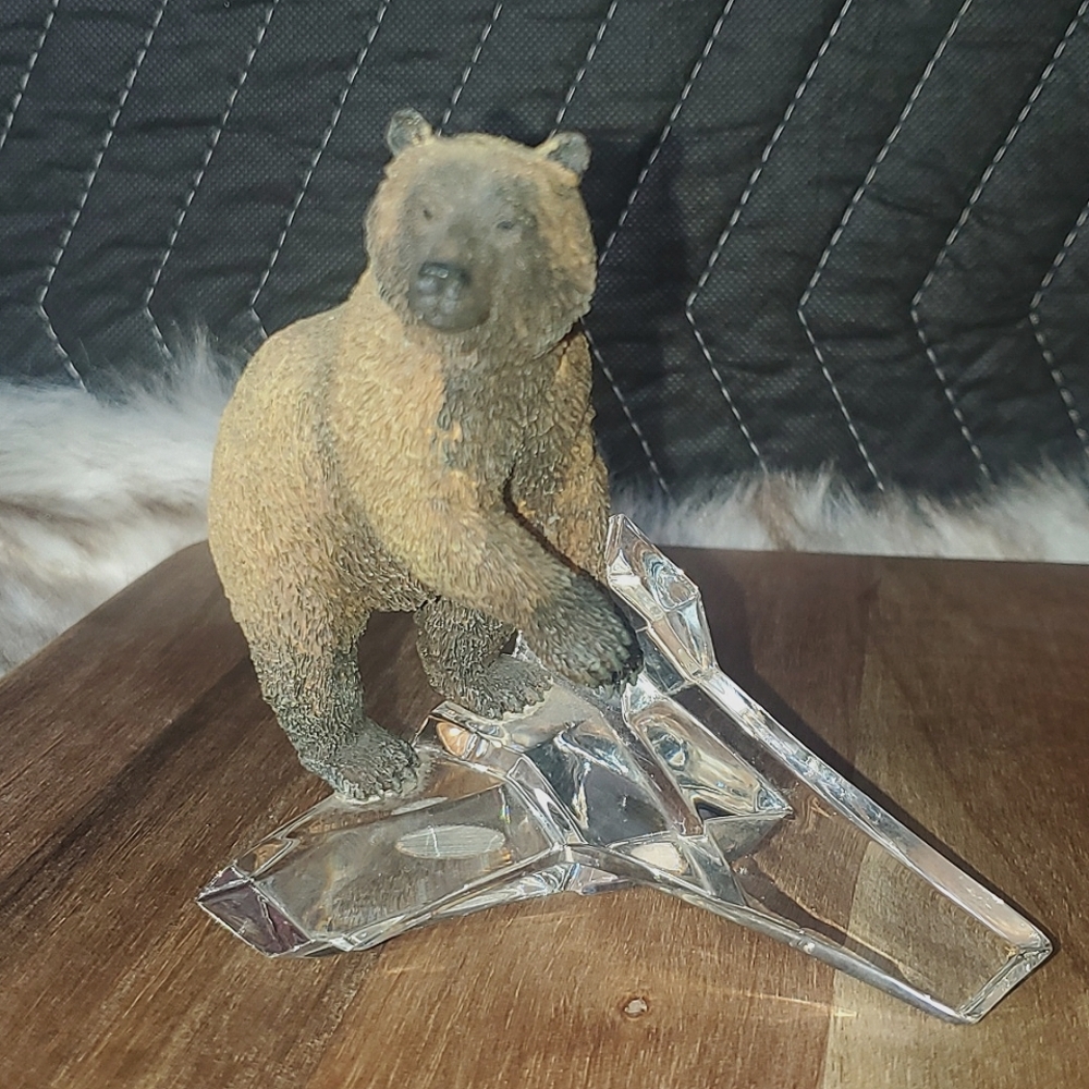 COPY - TFM Franklin Mint Grizzly Bear Crafted in China